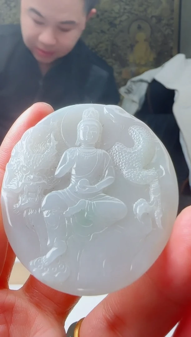 【闪购商品】翡翠颈饰未镶嵌多样性随机发其一