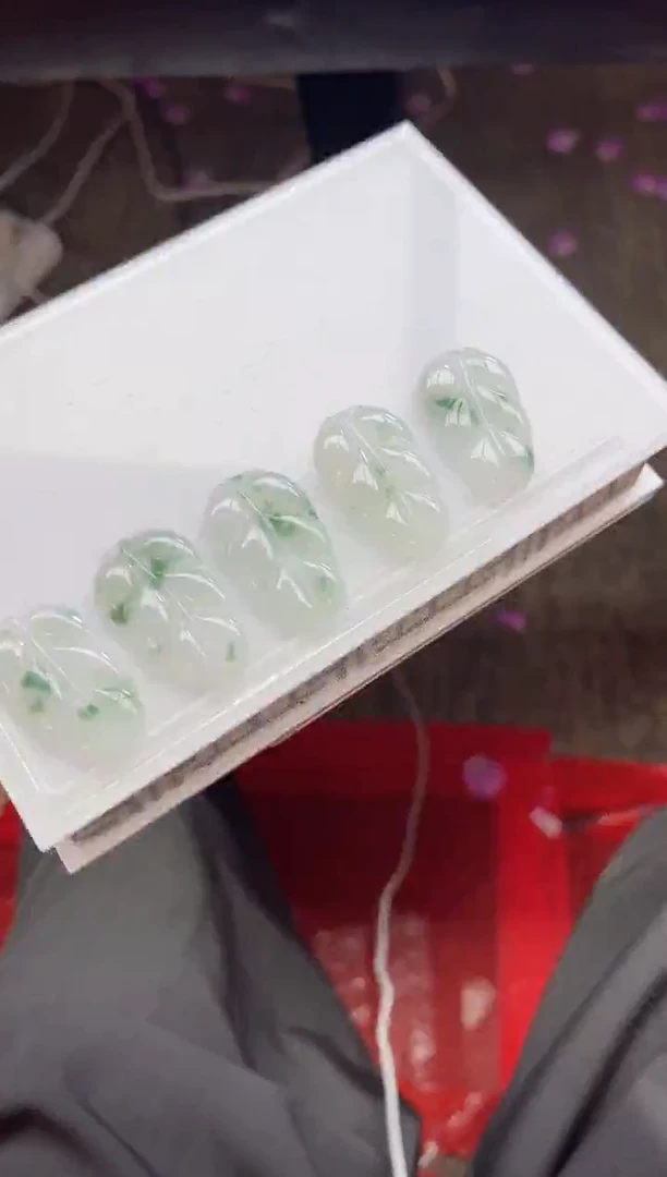 颈饰未镶嵌翡翠K316/多样性发一/配皮绳