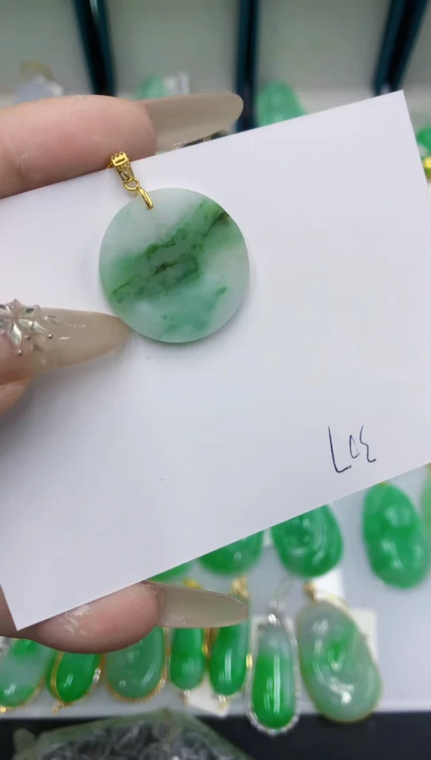 颈饰未镶嵌翡翠111111