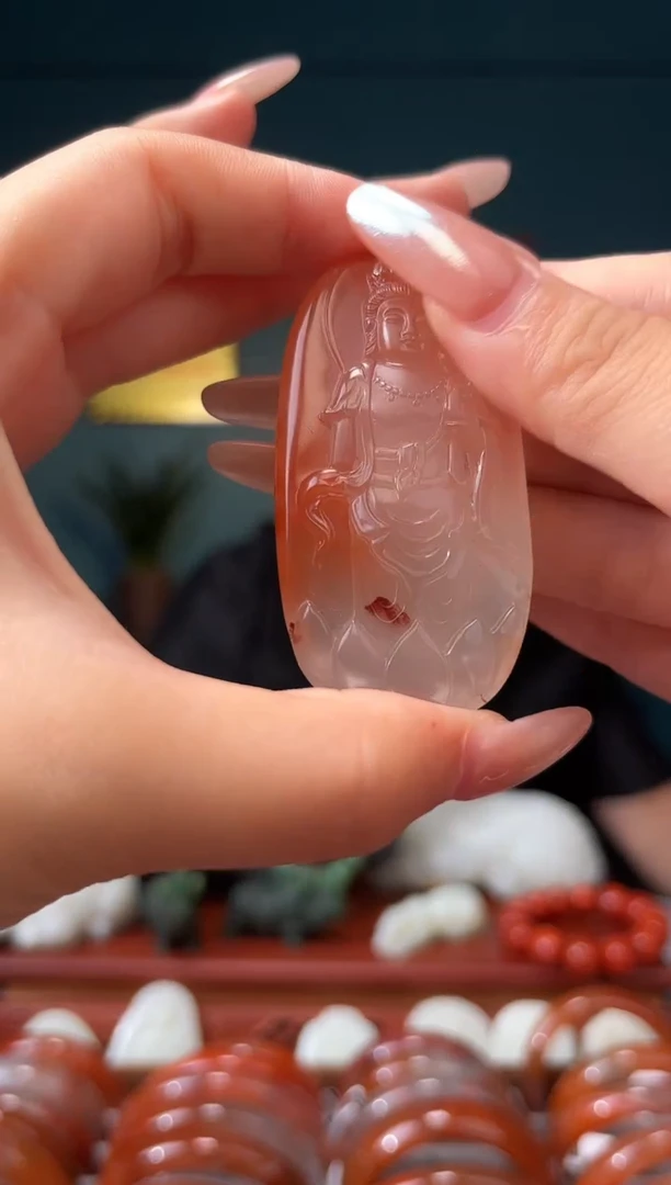 南红玛瑙未镶嵌颈饰吊坠