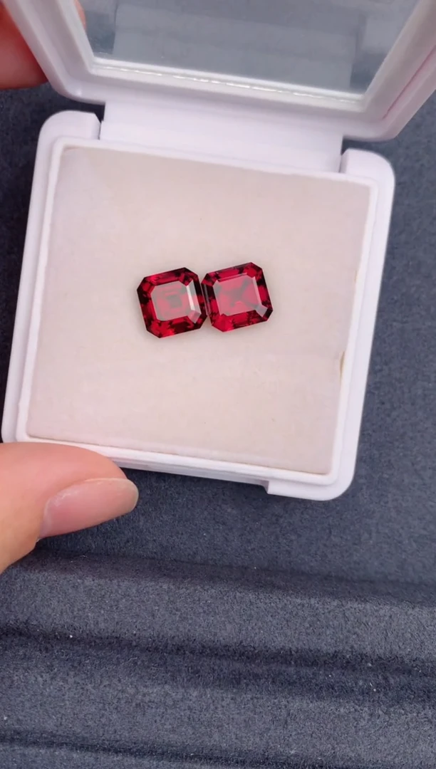 珠宝半成品未镶嵌石榴石10.5ct镁铝榴石 GF