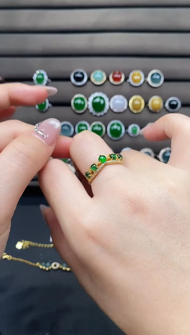 银S925镶嵌戒指翡翠111