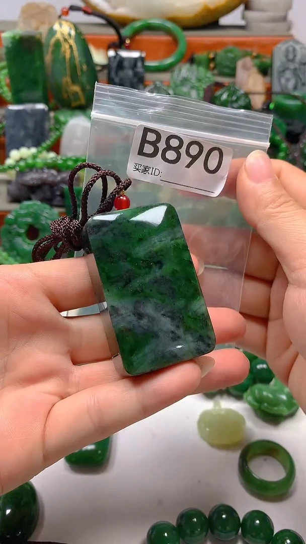 和田玉未镶嵌珠宝半成品1