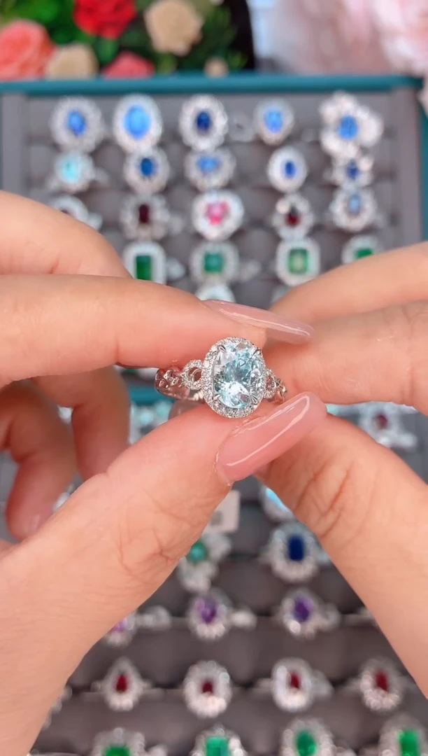 海蓝宝石戒指18K金镶嵌-