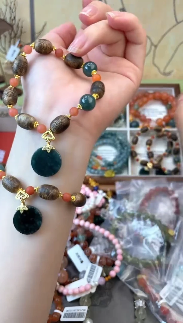 未镶嵌檀香木手串483