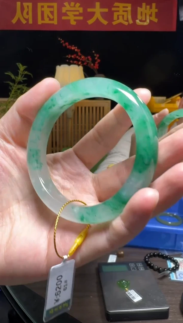 【闪购商品】石英质玉手镯未镶嵌P-非洲翠玉手镯#61