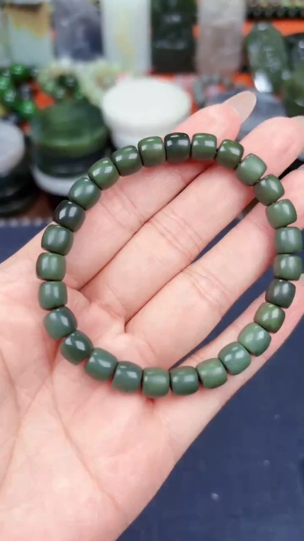 颈饰未镶嵌和田玉和田玉