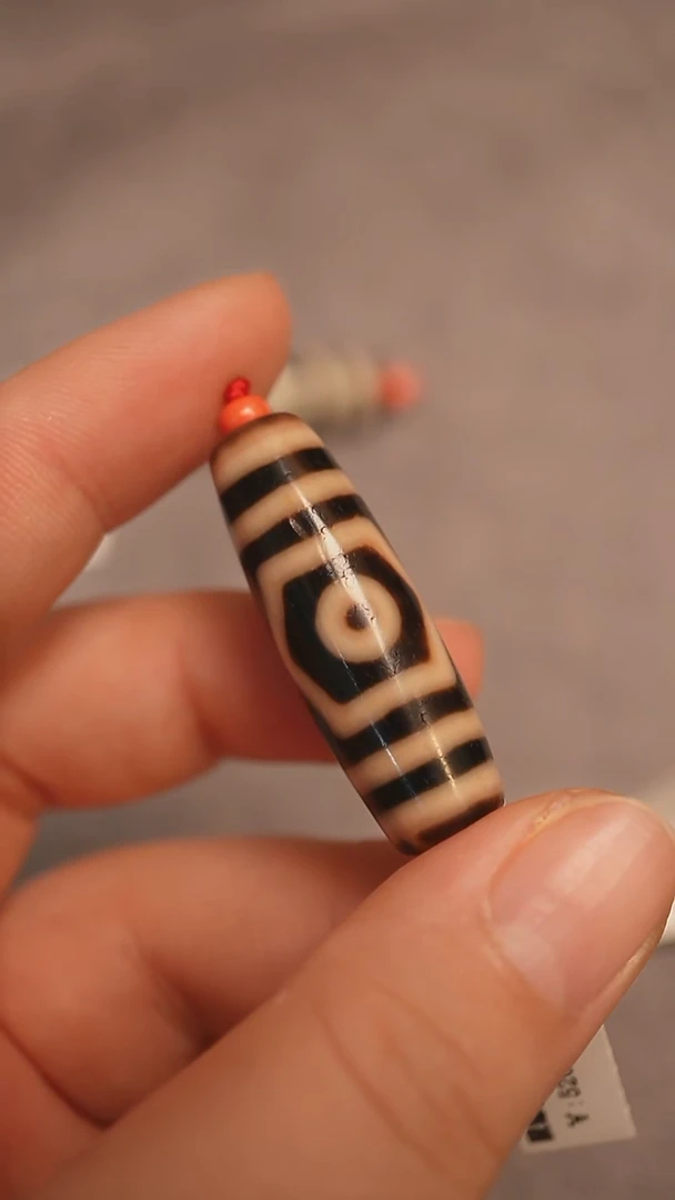 未镶嵌颈饰玛瑙/玉髓蚀花玛瑙珠定制编绳