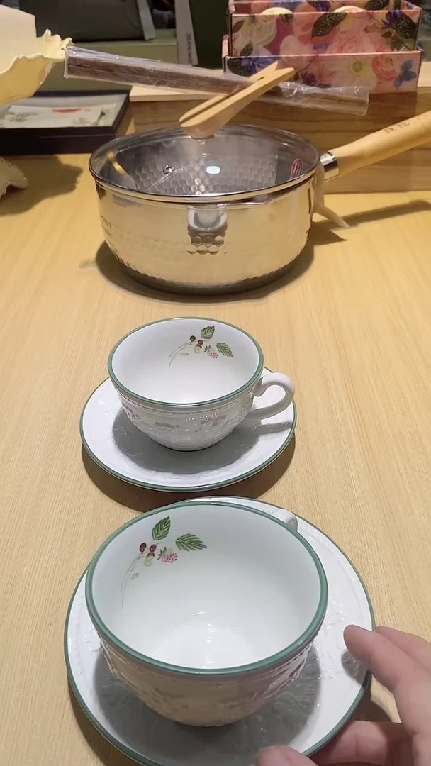 【闪购商品】瓷片锅碗瓢盆一件不剩