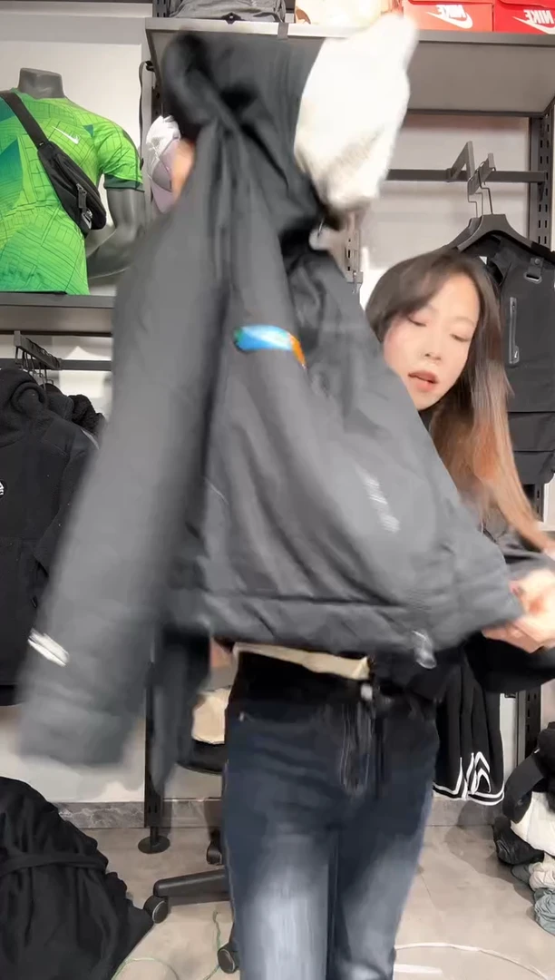 1445  编码 瑕疵款直播间过款为准 尺码