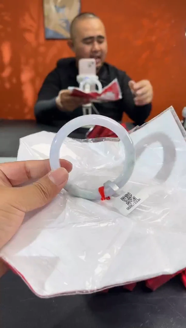 未镶嵌手镯翡翠11  62