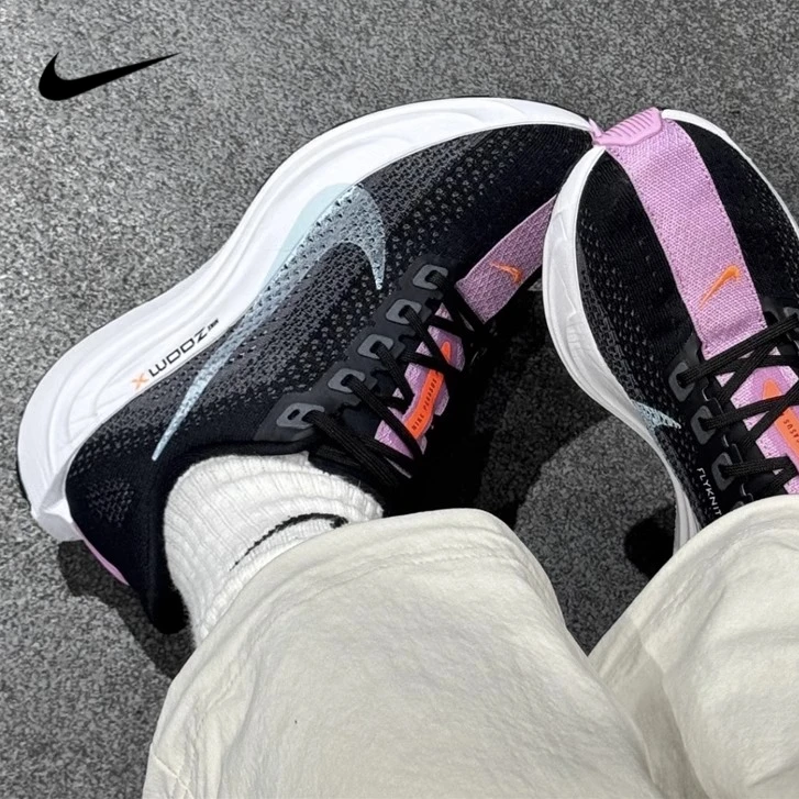 NIKE/耐克官方正品Pegasus Plus女士公路时尚透气减震轻便跑步鞋