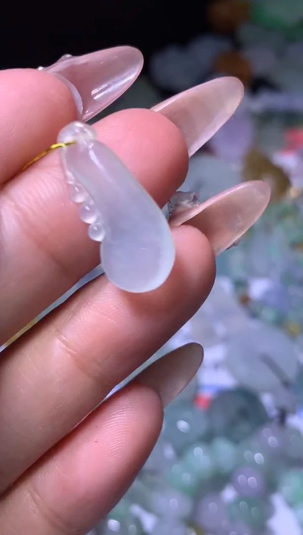 【闪购商品】翡翠颈饰未镶嵌MJX026128