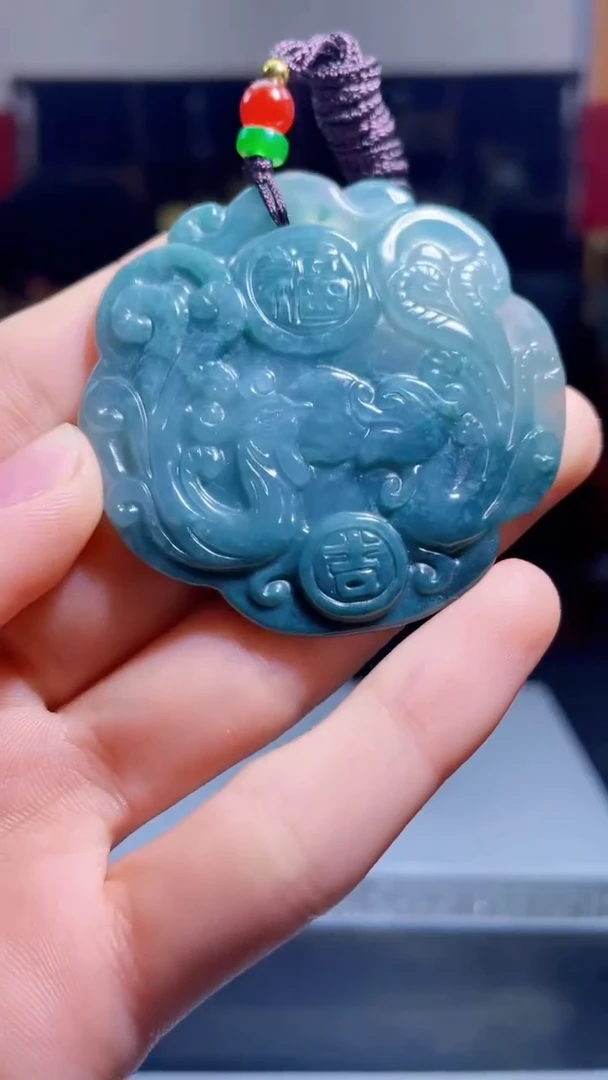 【闪购商品】翡翠吊坠(不含链)未镶嵌A111多样性发其一