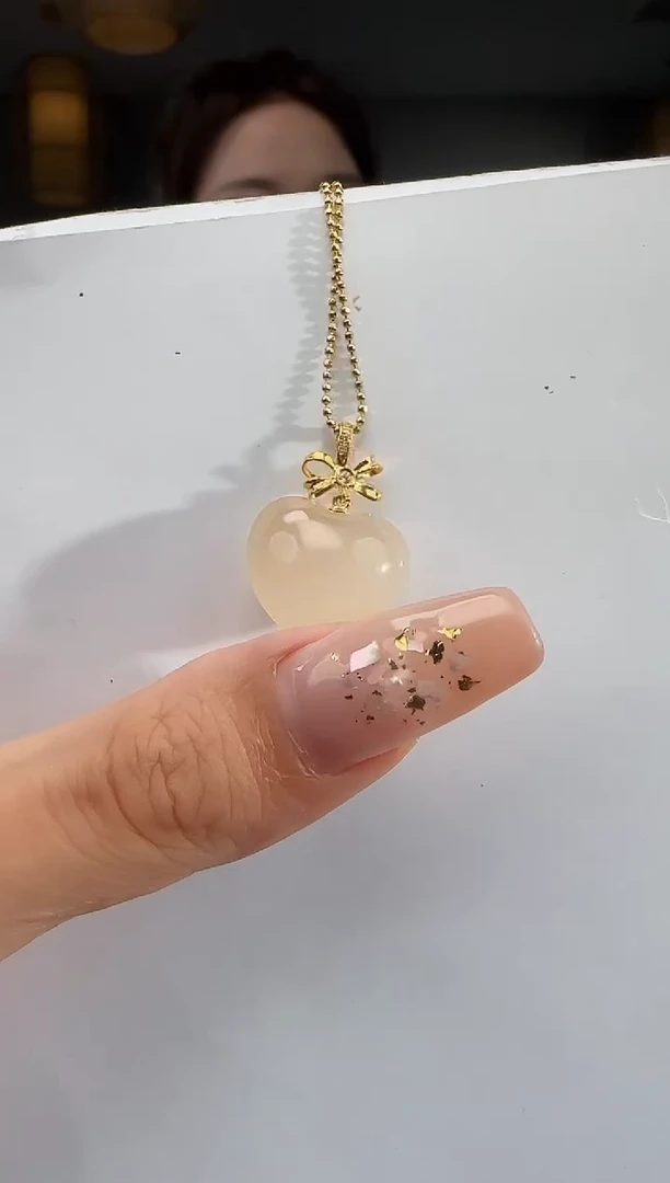 和田玉18K金镶嵌吊坠(不含链)1