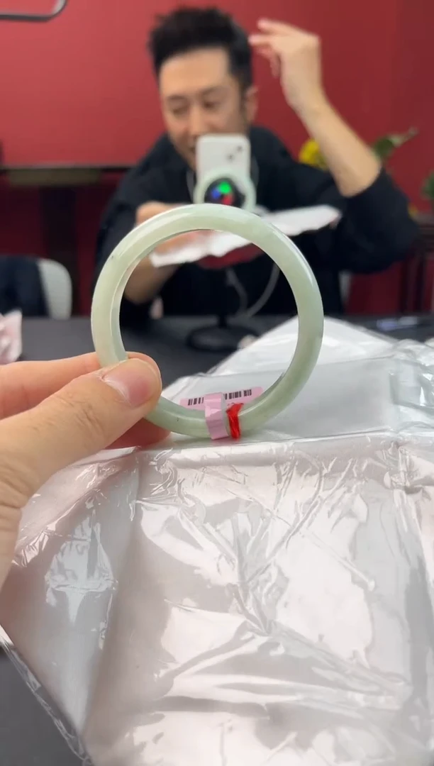 未镶嵌手镯翡翠7