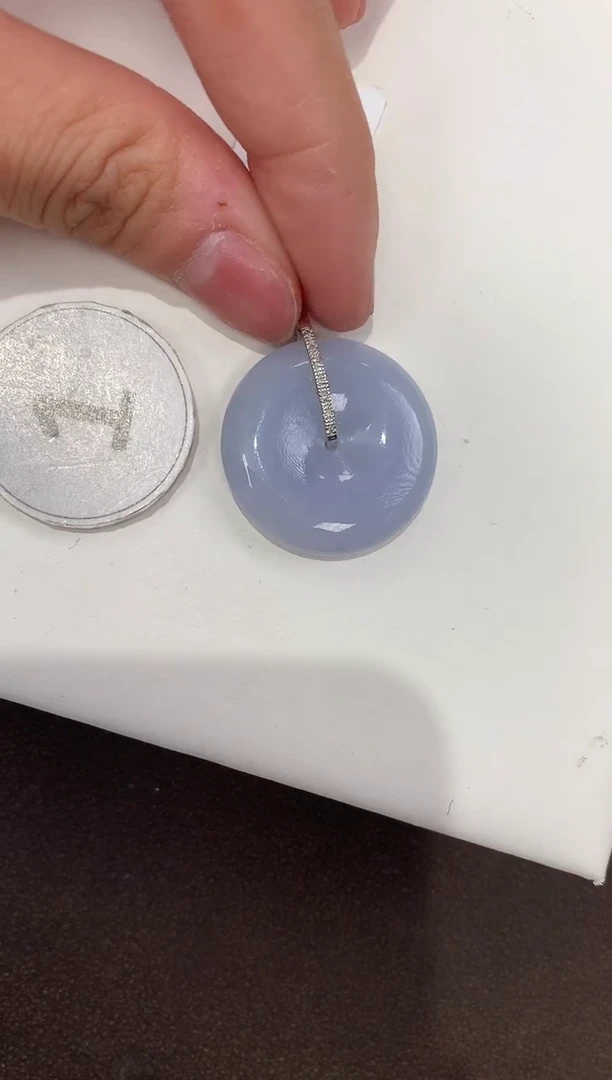 颈饰18K金镶嵌翡翠天然缅甸A货翡翠