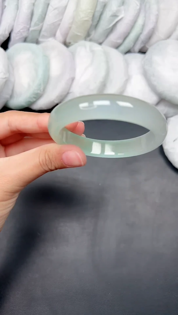 精品手镯，一物一拍Z092