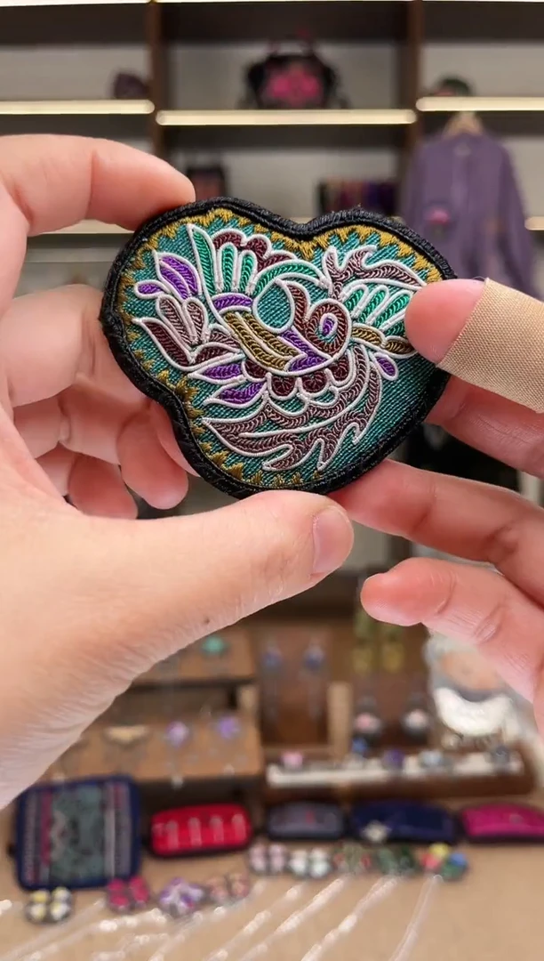 织绣1810黔东南苗族刺绣