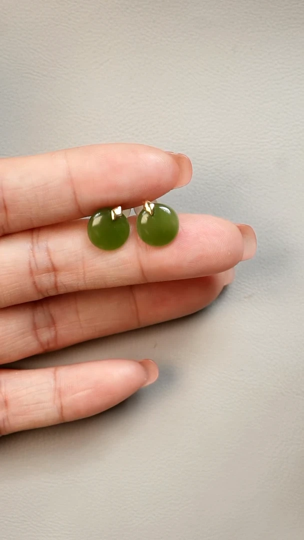 未镶嵌和田玉挂件耳钉