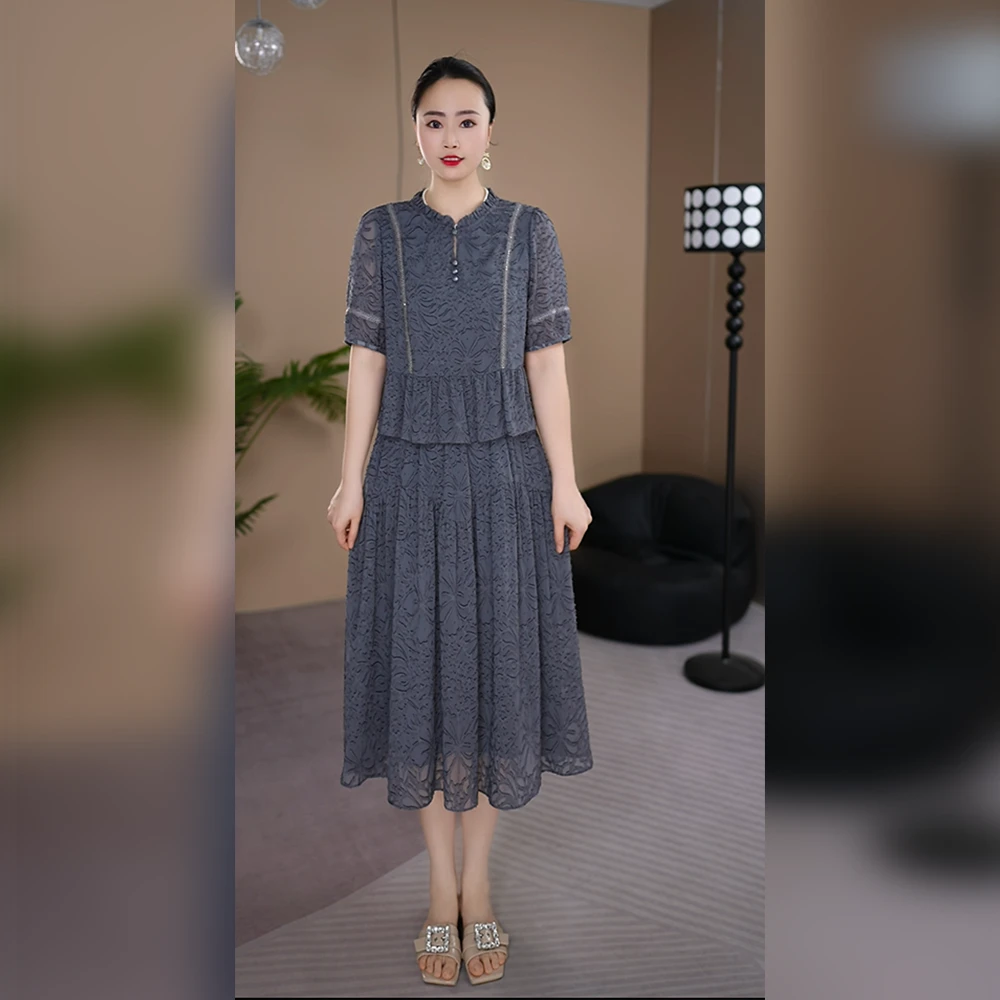 夏季新款连衣裙2025透气清爽凉快时尚减龄大码贵气妈妈装女假两件