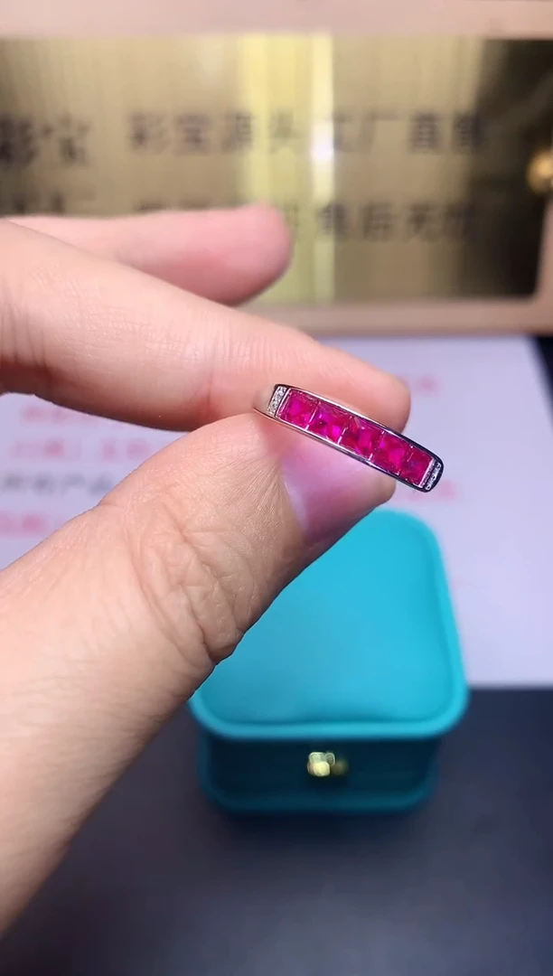 【闪购商品】红宝石戒指银S925镶嵌......