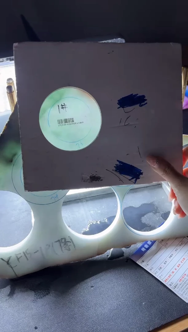 未镶嵌手镯定制翡翠润*定制手镯不退不换