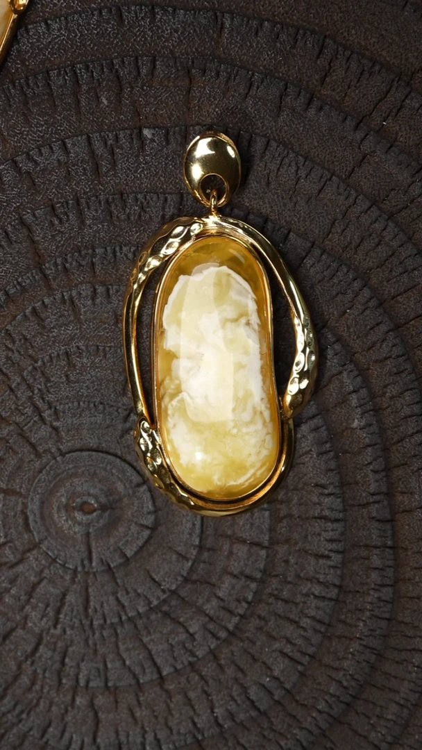 蜜蜡吊坠(赠链)银S925镶嵌毛**?-金白