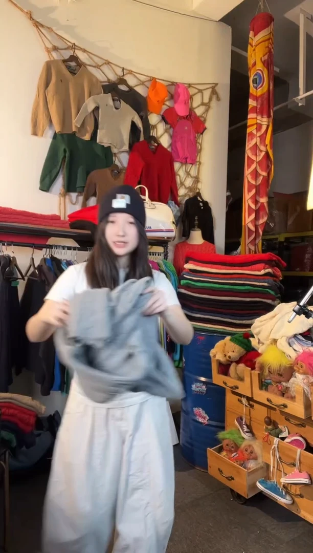 1**姐225no退还 逃单飞飞