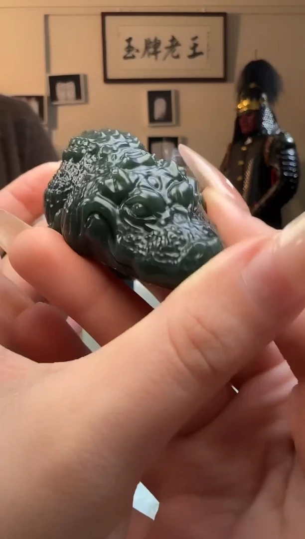 【闪购商品】和田玉青玉鳄鱼未镶嵌摆件