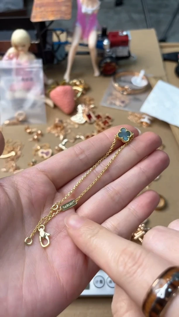 瓷片嘉荣当康大姐Fu的总铺