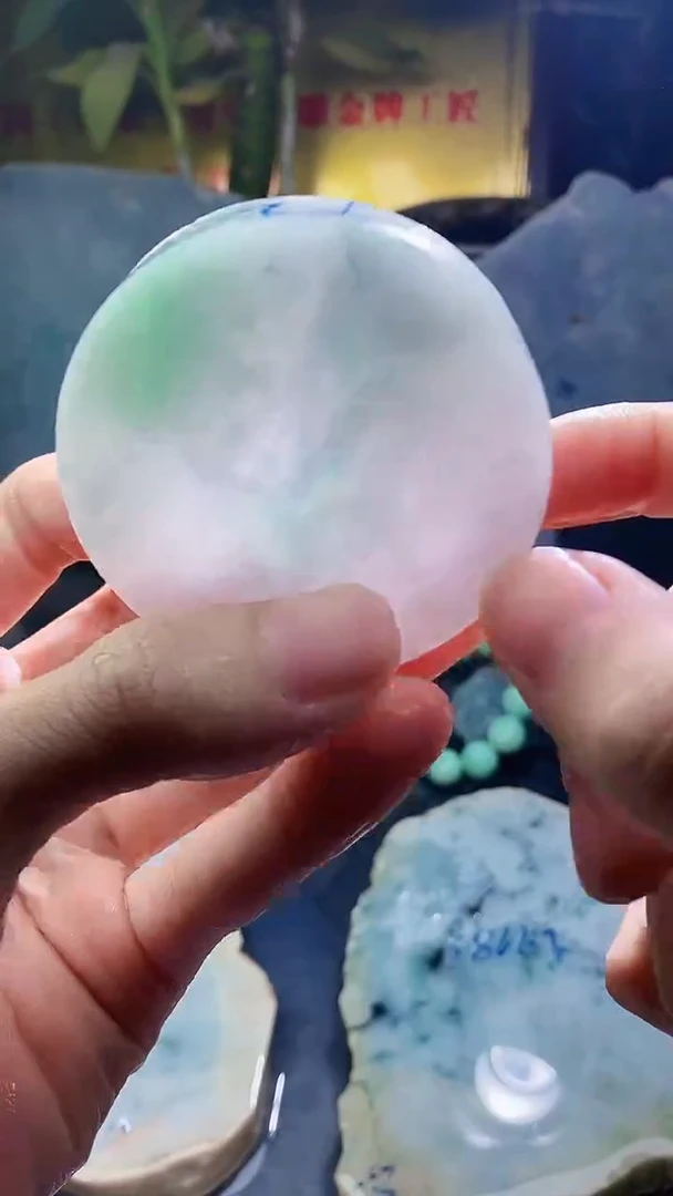 未镶嵌挂件翡翠小雨58