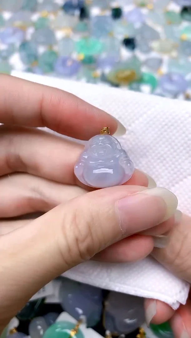 颈饰18K金镶嵌翡翠天然A货翡翠
