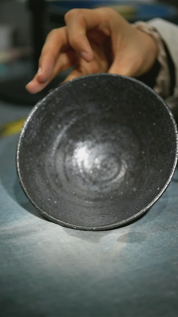 【闪购商品】碗浪鬼釉绘柴烧浪鬼釉绘柴烧碗