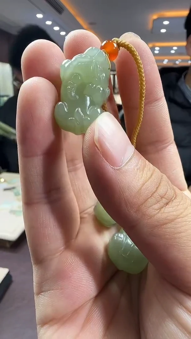 未镶嵌和田玉挂件【陆1214】10 7021多样性发其一