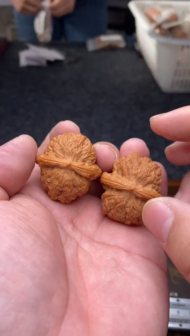 把件文玩核桃B211号血麒麟35尺