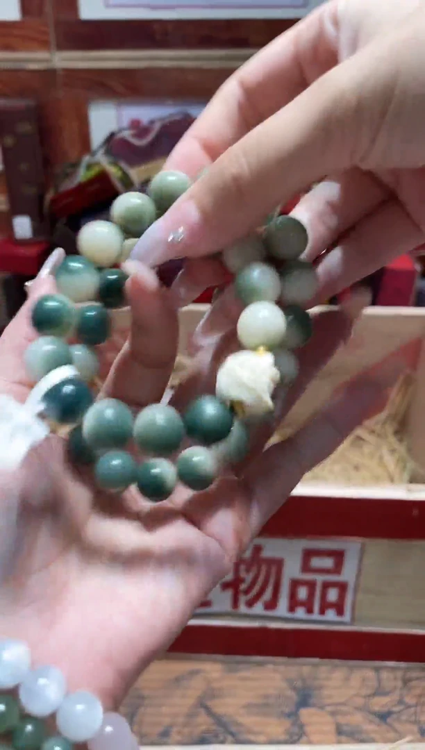 精品手串闪购链接（多样性发其一）￥