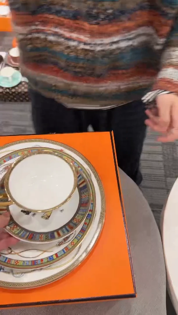 【闪购商品】杯H826--------------