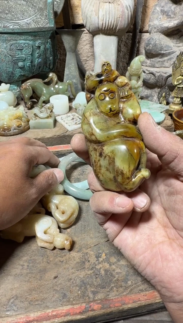 未镶嵌岫岩河磨玉（透闪石质玉）挂件玉器555555
