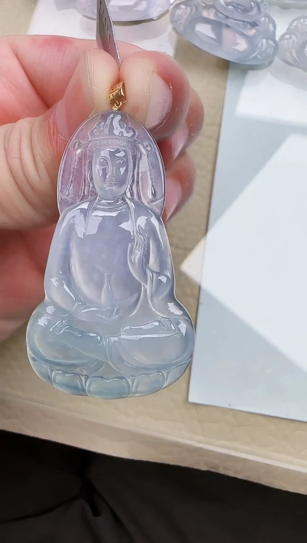 颈饰18K金镶嵌翡翠缅甸翡翠a货