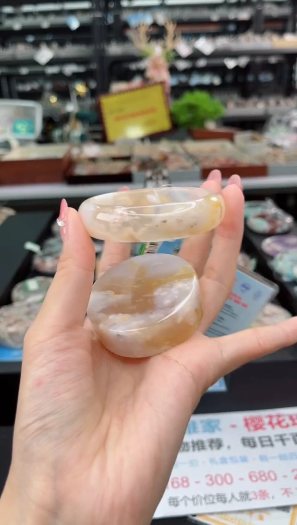 【闪购商品】石英质玉手镯未镶嵌54圈口（赠品镯心）3249786