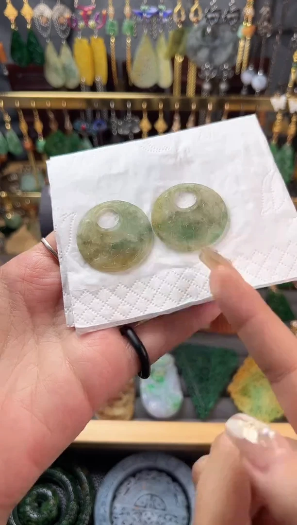 未镶嵌定制翡翠翡翠