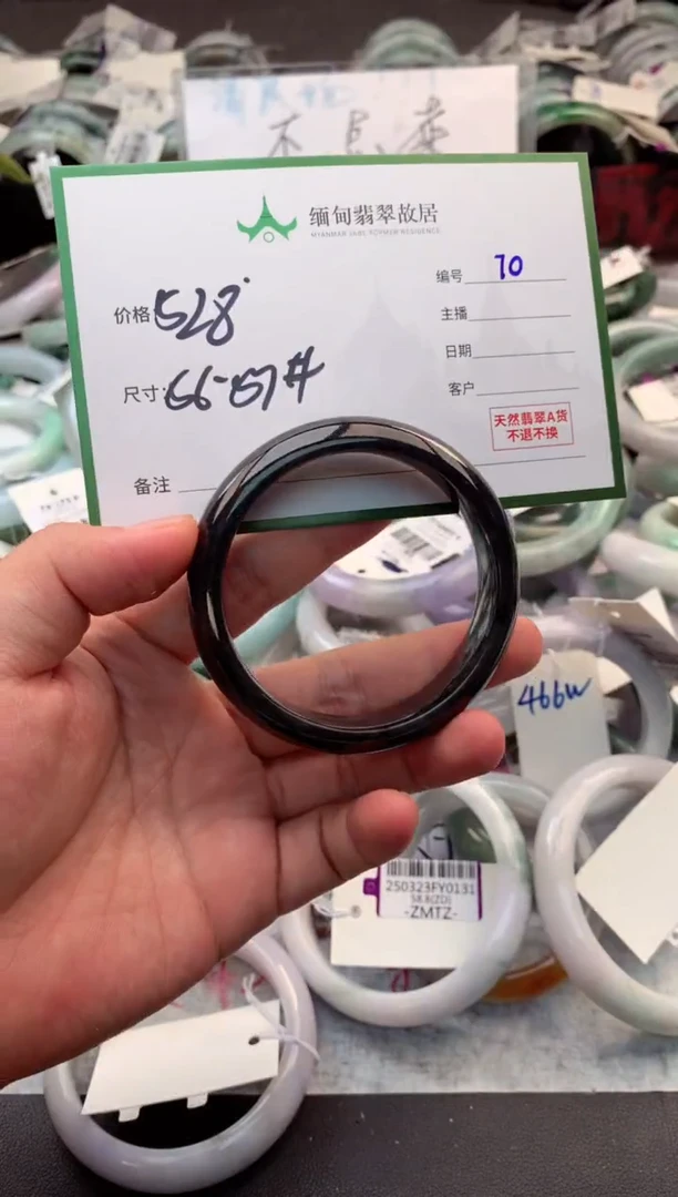 定制翡翠未镶嵌毛货需精细抛光+多人