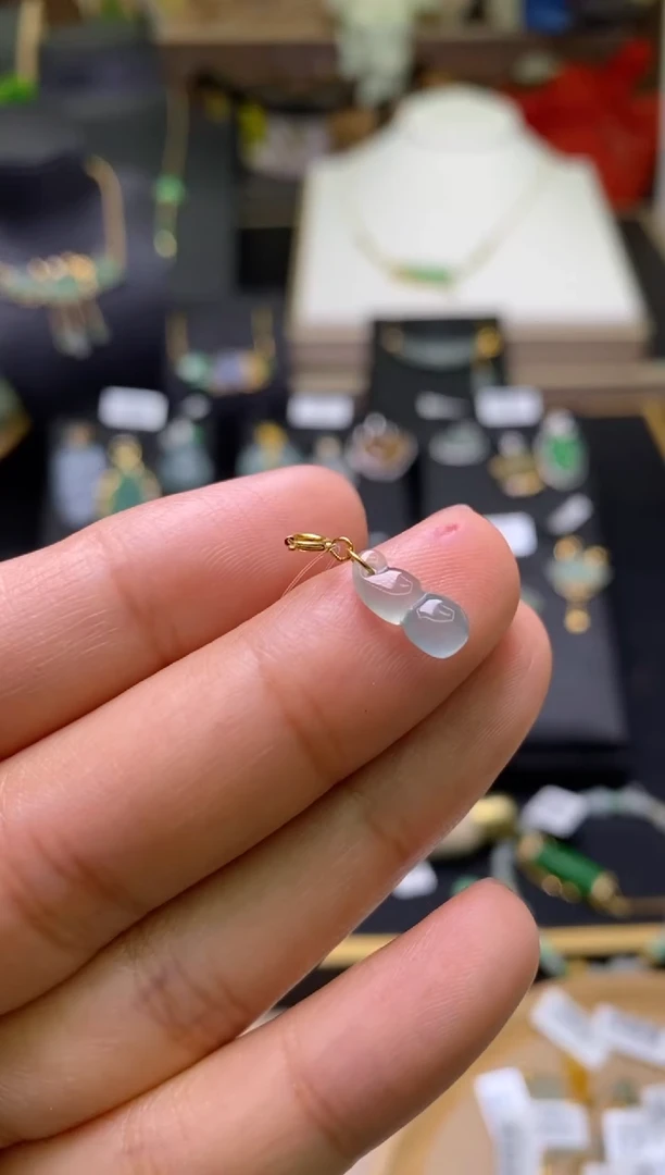 【闪购商品】翡翠颈饰18K金镶嵌净货17947