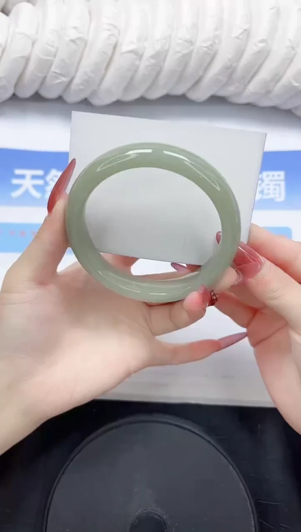 石英质玉手镯未镶嵌27-62