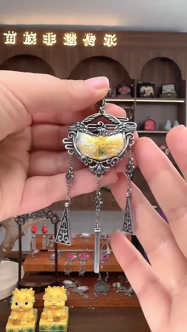 【闪购商品】织绣扶光苗绣传承52