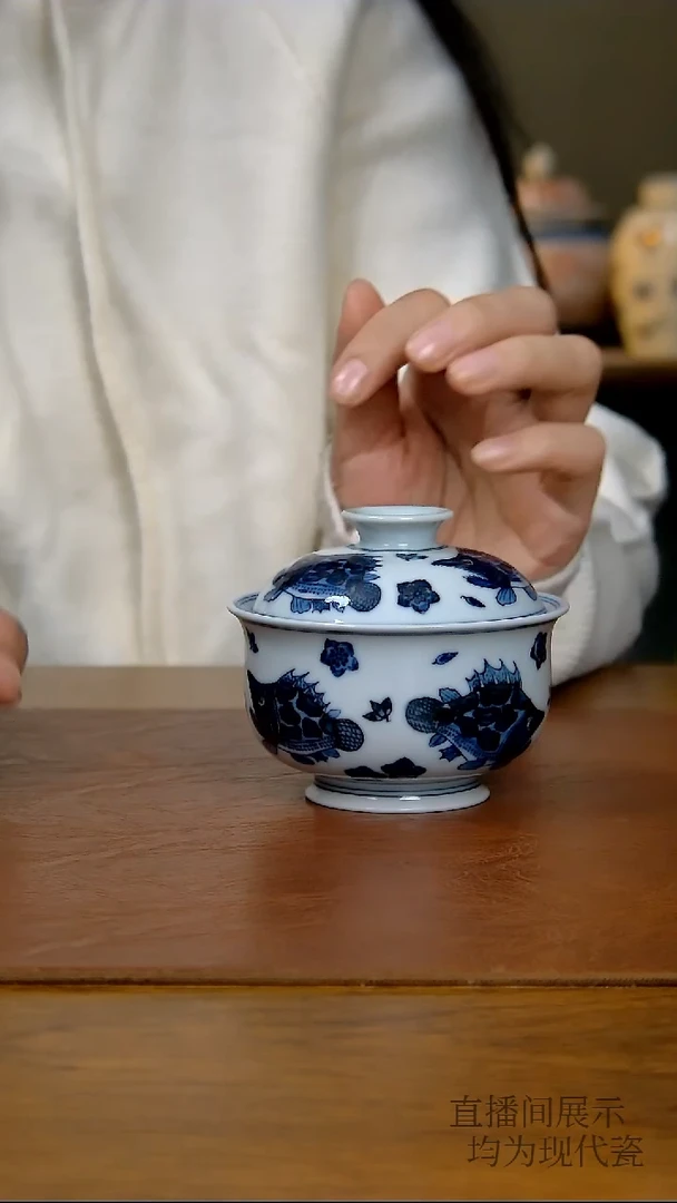 陶瓷仿明桃花鳜鱼两才盖碗
