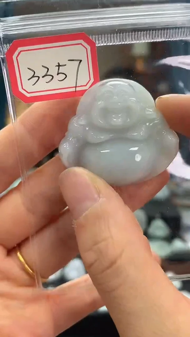 颈饰未镶嵌翡翠佛公3357微瑕慎拍