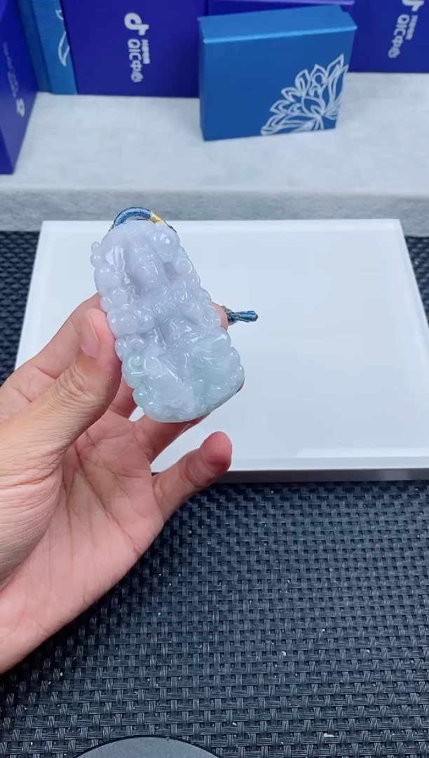 翡翠未镶嵌颈饰111111111