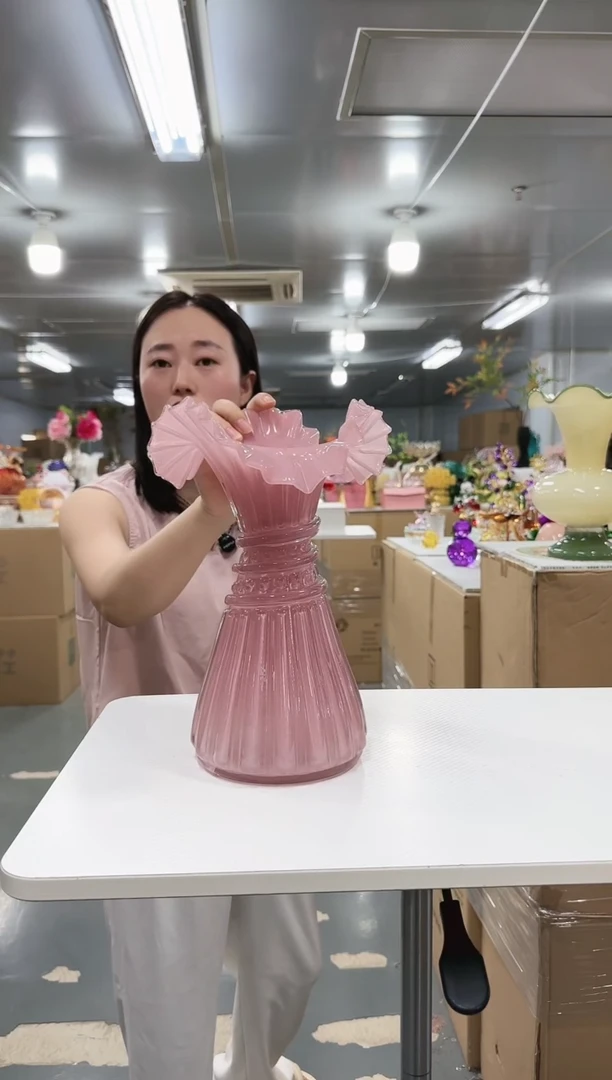 金沃水晶琉璃     花瓶